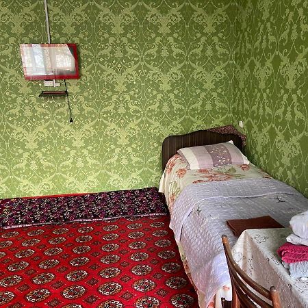 Muharram Homestay In The Neighborhood Of The Registan Square, 家族 ゲストハウス Samarkanda Zewnętrze zdjęcie