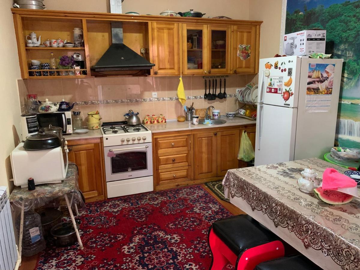 Muharram Homestay In The Neighborhood Of The Registan Square, 家族 ゲストハウス Samarkanda Zewnętrze zdjęcie