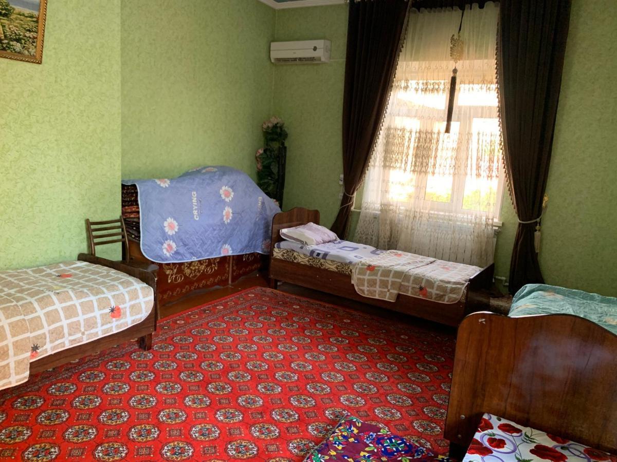 Muharram Homestay In The Neighborhood Of The Registan Square, 家族 ゲストハウス Samarkanda Zewnętrze zdjęcie