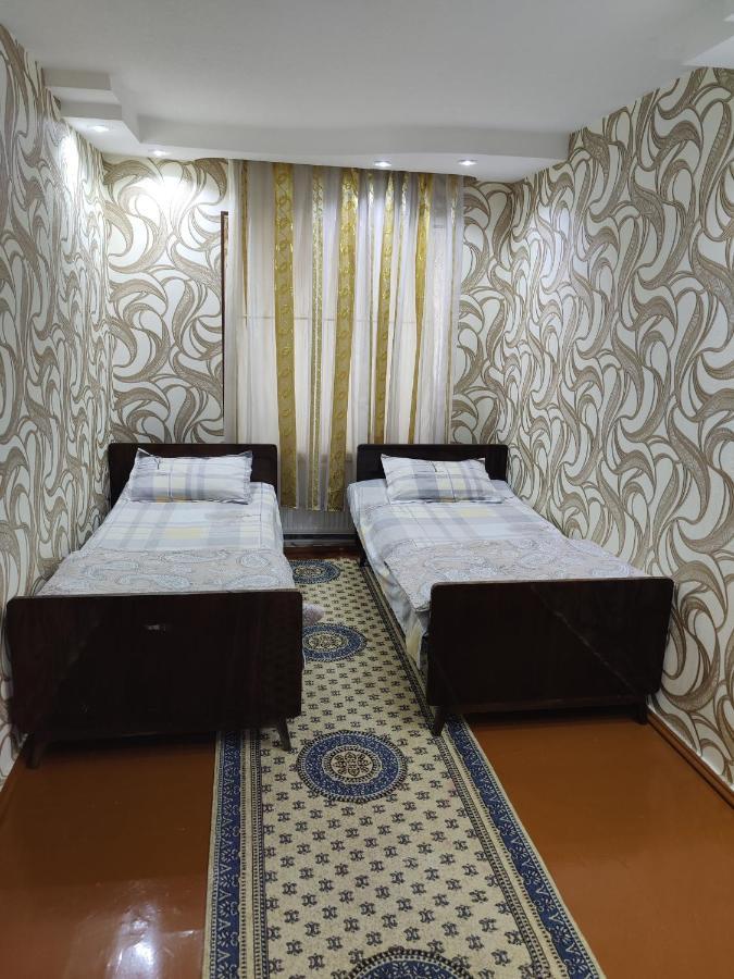 Muharram Homestay In The Neighborhood Of The Registan Square, 家族 ゲストハウス Samarkanda Zewnętrze zdjęcie