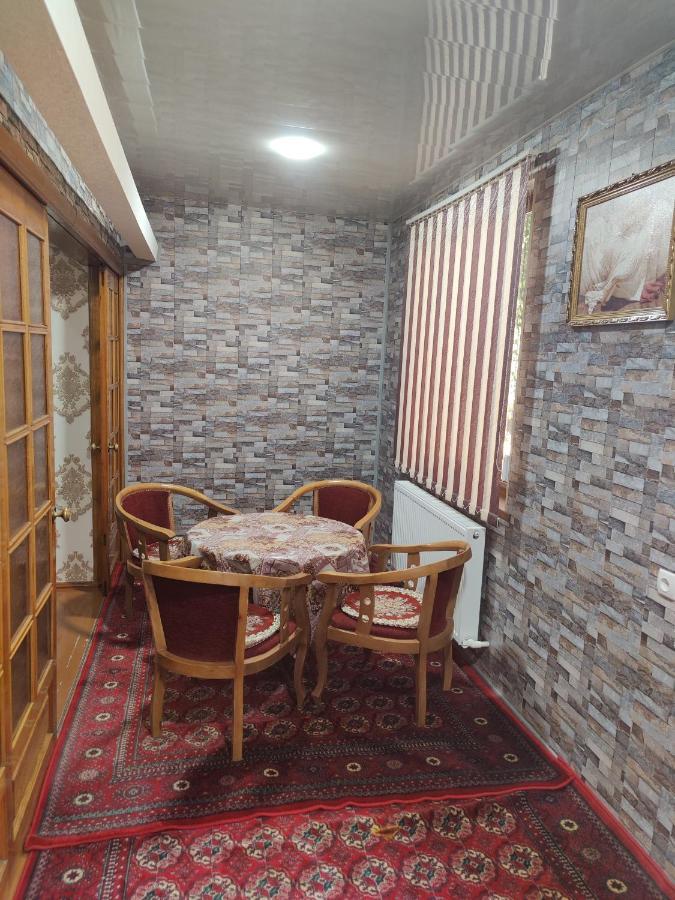 Muharram Homestay In The Neighborhood Of The Registan Square, 家族 ゲストハウス Samarkanda Zewnętrze zdjęcie
