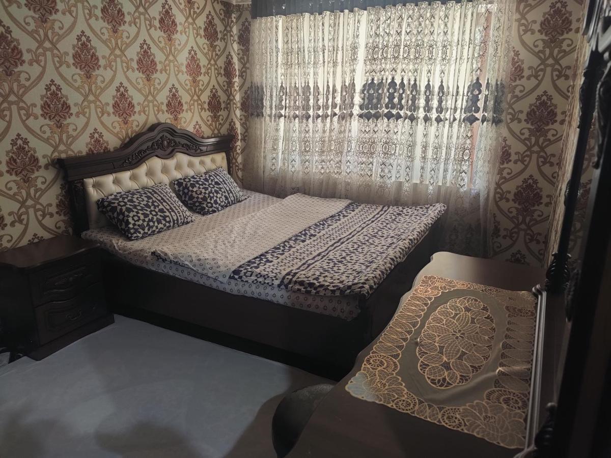 Muharram Homestay In The Neighborhood Of The Registan Square, 家族 ゲストハウス Samarkanda Zewnętrze zdjęcie