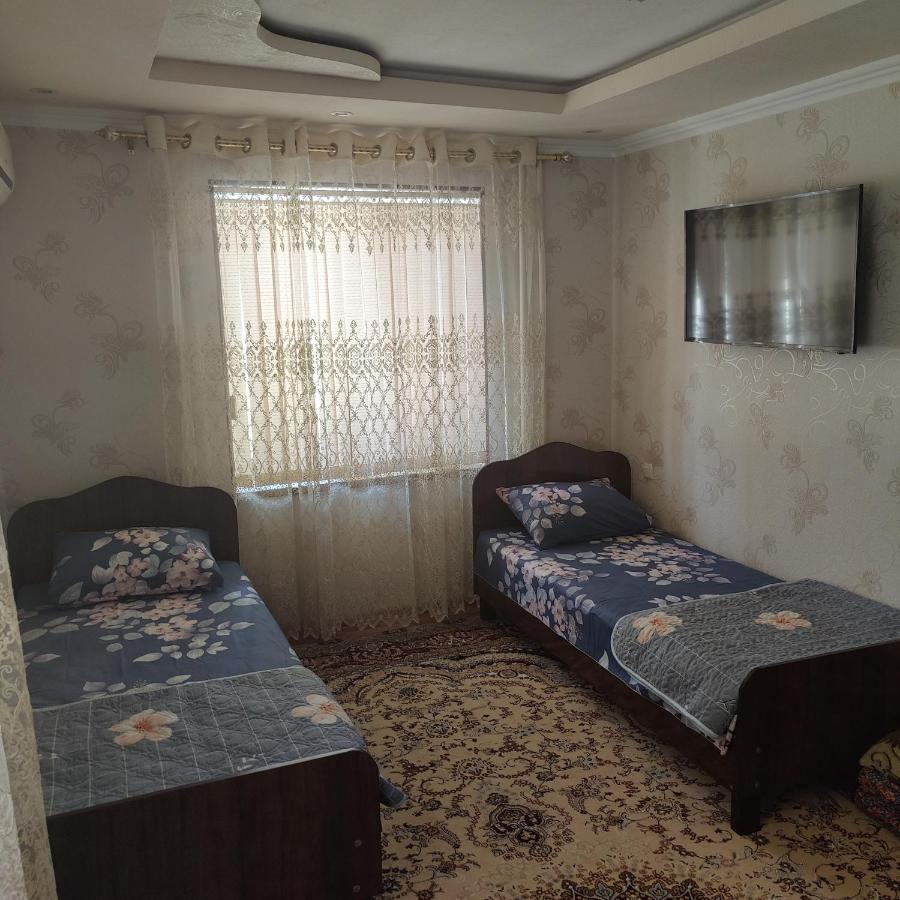 Muharram Homestay In The Neighborhood Of The Registan Square, 家族 ゲストハウス Samarkanda Zewnętrze zdjęcie