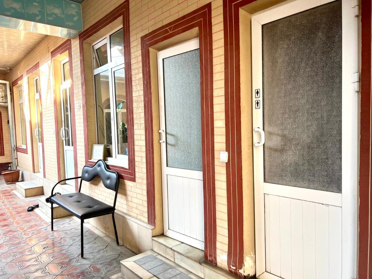 Muharram Homestay In The Neighborhood Of The Registan Square, 家族 ゲストハウス Samarkanda Zewnętrze zdjęcie
