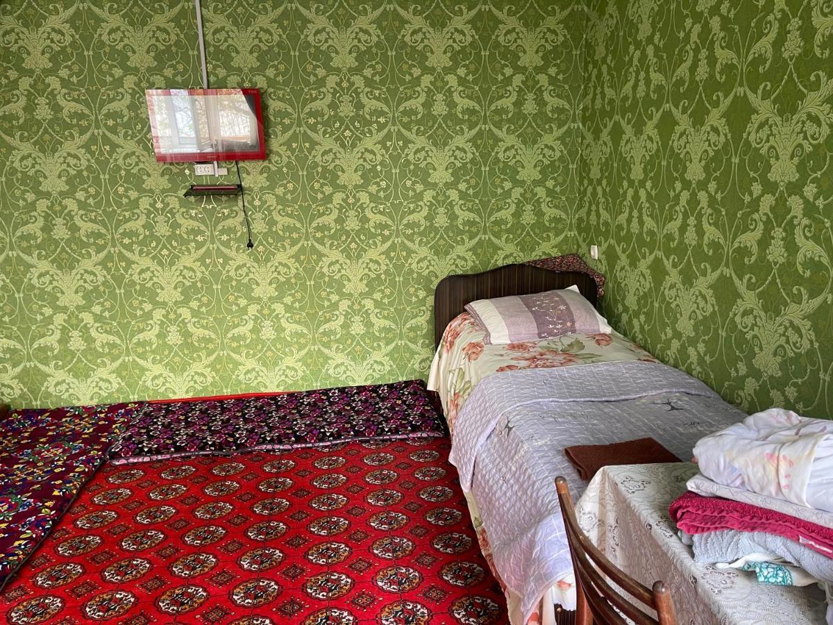 Muharram Homestay In The Neighborhood Of The Registan Square, 家族 ゲストハウス Samarkanda Zewnętrze zdjęcie
